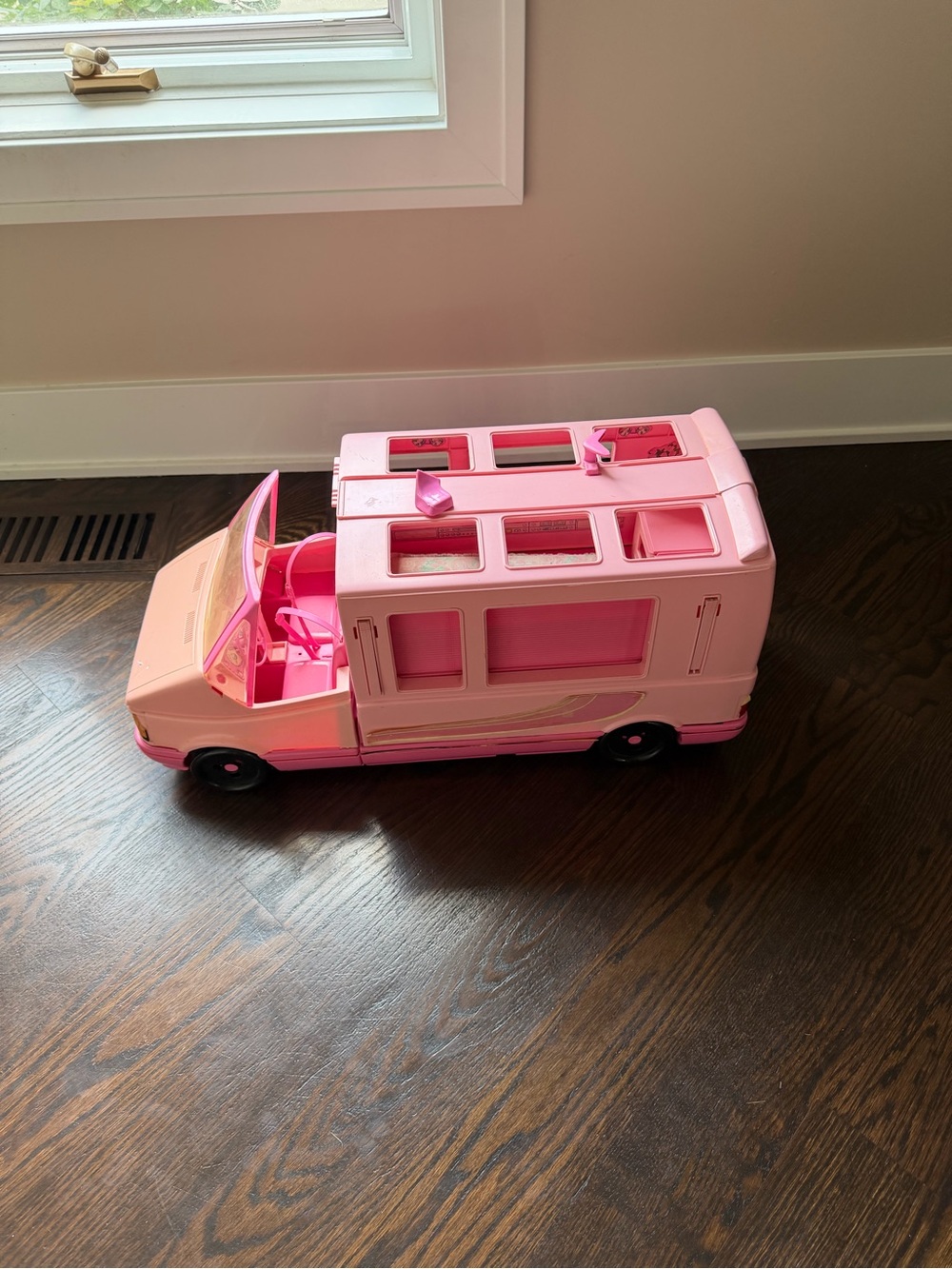 Vintage 1988 Mattel Barbie Magical Motorhome
RV Camper Van